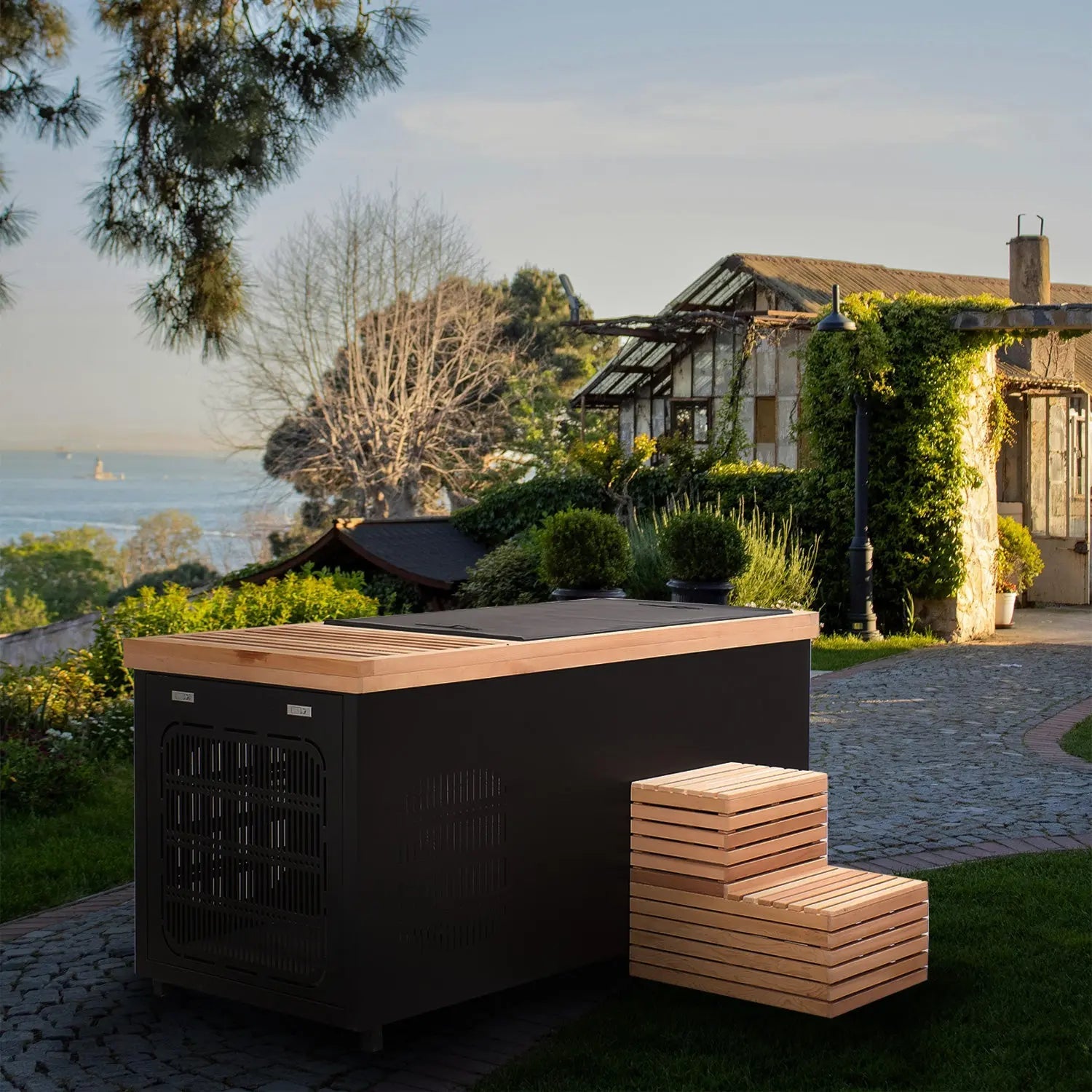 ICE TUB Black Rectangular Red Cedar Cold Plunge